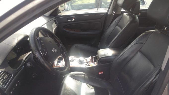 2009 Hyundai Genesis